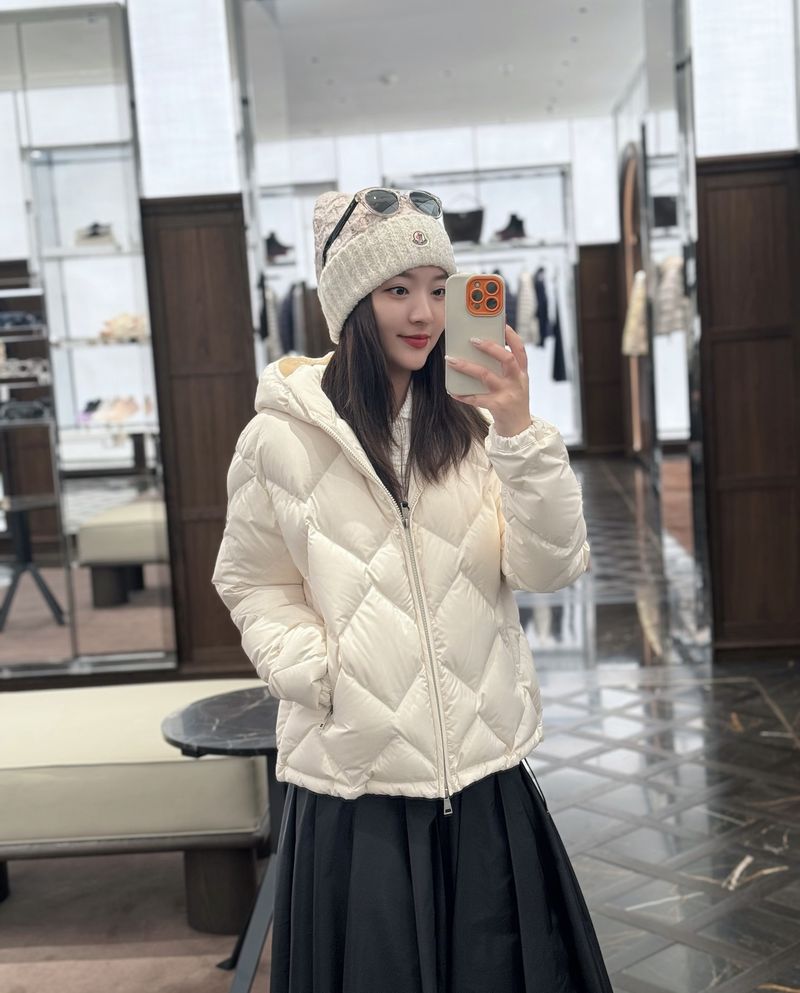 몽클레르 다이아몬드 퀼팅 후드 재킷 - 여자 패딩 미러급 참고 이미지